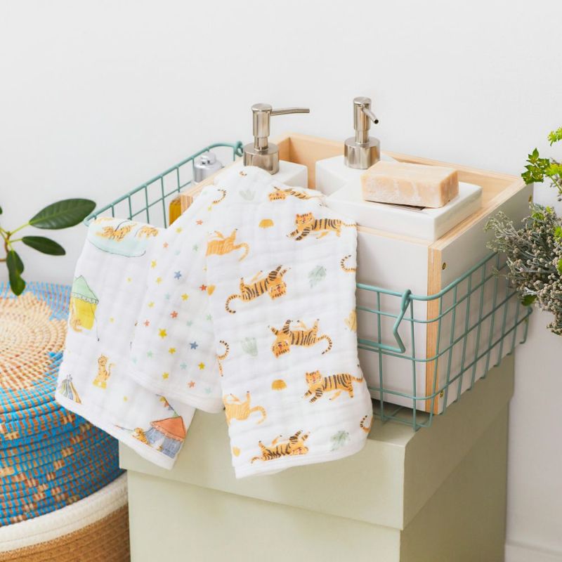 aden+anais（エイデンアンドアネイ）【日本正規品】モスリンコットン ウォッシュクロス 3枚セット year of the tiger 3-pack classic washcloths【数量限定！2022年の干支のトラ柄】 【ボックス入り】