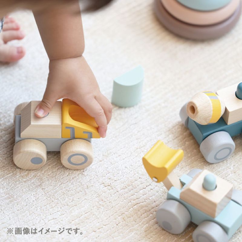 Adnil LAND（アドニルランド） SQUEAKY TRUCK （スクイキー