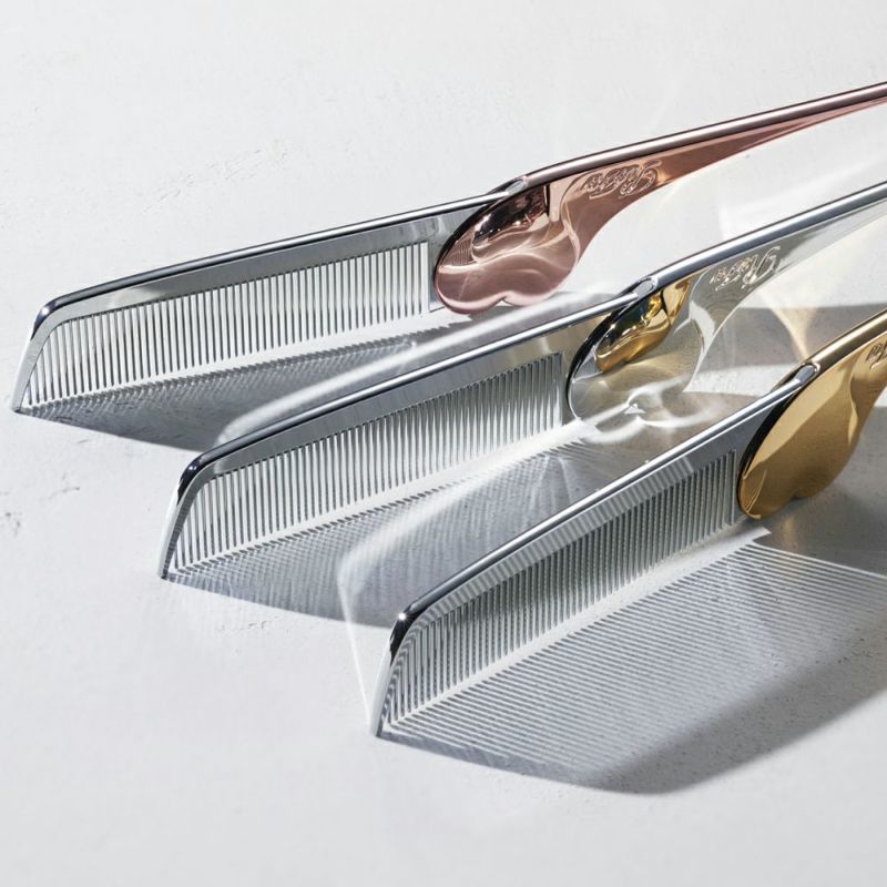 ReFa HEART COMB Aira／リファハートコーム アイラ  ゴールド Amazon | リファハートコーム アイラ/ReFa HEART COMB Aira